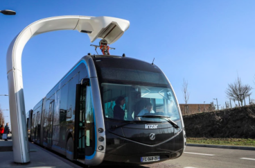 Bari, al via i lavori del Brt sul lungomare Nazario Sauro: realizzate carreggiate e fermate temporanee