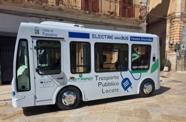 A Fasano la navetta elettrica è gratuita. Il sindaco: «Salto di qualità storico»