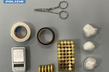 Spaccio nel centro cittadino, 44enne arrestato dalla Polizia di Stato a Taranto