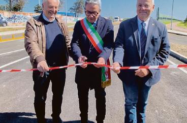 Brindisi, inaugurata la nuova strada di collegamento con l&rsquo;aeroporto: alleggerir&agrave; il traffico di Casale e Paradiso