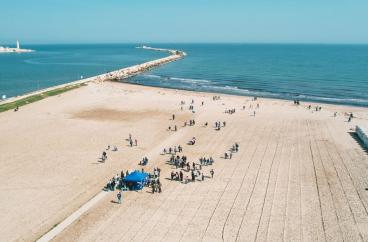 Barletta, 550 kg di rifiuti raccolti sulla Litoranea di Levante: in 200 per il &laquo;cleanup&raquo;