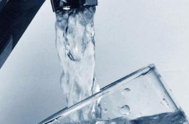 Il «potere» dell’acqua che cura corpo e anima Il «potere» dell’acqua che cura corpo e anima