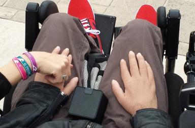 Molfetta, &laquo;Io con la Sla sono costretto a pagarmi il trasporto&raquo;