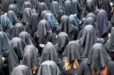 Settimana Santa, a Canosa parte un contest per giovani dedicato alla famosa «Desolata» VIDEO Settimana Santa, a Canosa parte un contest per giovani dedicato alla famosa «Desolata» VIDEO