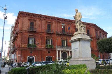 Bari, cantieri BRT: nuove regole in piazza Massari e via Loiacono. Scatta il senso unico
