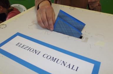 Il punto del direttore Mimmo Mazza: &laquo;La destra bocciata nelle urne&raquo;