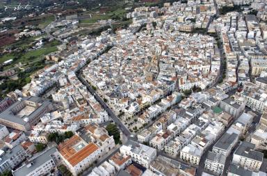 Putignano, &laquo;Botteghe antiche&raquo; chiude nei weekend: rallentare per tornare ai ritmi autentici della convivialit&agrave;