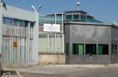 Foggia, &laquo;sopravvitto&raquo;: per la merce rubata dal deposito del carcere il gip rigetta la richiesta di misure cautelari