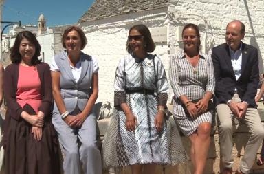 G7, il tour delle first lady: le consorti incantate dal fascino della Valle d&rsquo;Itria