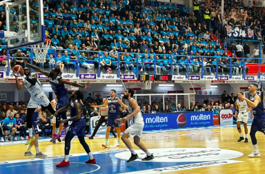 Basket, Brindisi batticuore e Bologna al tappeto
