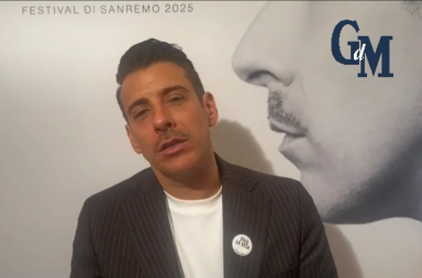 Sanremo, Francesco Gabbani e l'inno alla vita: &laquo;Apro le braccia come Modugno, una citazione spontanea&raquo;