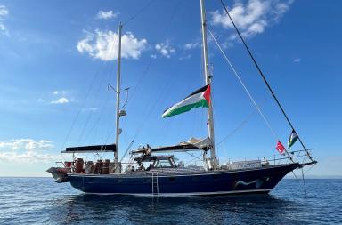 Global Sumud Flottilla diretta verso Gaza, domani la nave umanitaria salpa da Bari Global Sumud Flottilla diretta verso Gaza, domani la nave umanitaria salpa da Bari