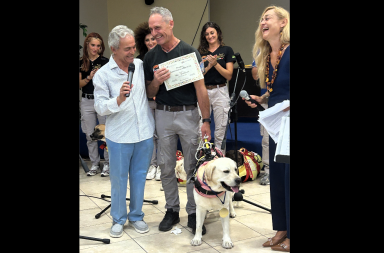 L&rsquo;illustre premiato? Eros, labrador-eroe