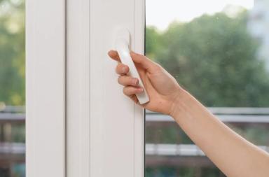 La bomba invisibile della «finestra chiusa» La bomba invisibile della «finestra chiusa»