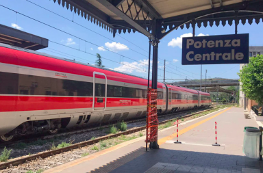 Basilicata: cantieri Rfi, lavori Anas e nuovi bus, l’Osservatorio regionale trasporti fa il bilancio Basilicata: cantieri Rfi, lavori Anas e nuovi bus, l’Osservatorio regionale trasporti fa il bilancio