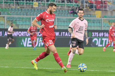 Bari col mal di trasferta: solo tre pari e sabato il viaggio a Bolzano contro il Sudtirol