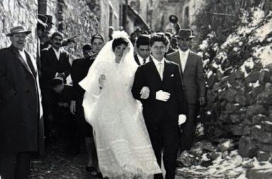 Ruoti celebra il '65, anno record di matrimoni: otto coppie ricordano quel "sì" con le nozze di diamante Ruoti celebra il '65, anno record di matrimoni: otto coppie ricordano quel "sì" con le nozze di diamante