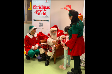 &laquo;Christmas Around the World&raquo;, Babbo Natale porta doni e sorrisi all'ospedale pediatrico Giovanni XXIII