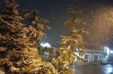 Rapida ondata di freddo al Sud: in Puglia arriva la neve sui Monti Dauni e sulla Murgia Rapida ondata di freddo al Sud: in Puglia arriva la neve sui Monti Dauni e sulla Murgia