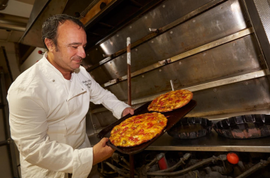 Giornata mondiale della pizza: vince la napoletana, ma ci sono anche pinse e focacce