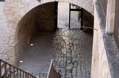 PER GAZZ WEEKEND SINGOLO NON TOCCARE, Il Castello di Cellamare si trasforma in una escape room: un mistero da risolvere