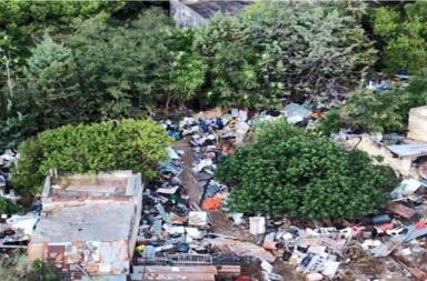 Bari, arrestato un 53enne: gestiva una discarica abusiva di rifiuti speciali