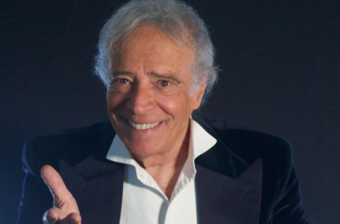 «Ottanta voglia di stare con voi»: compleanno speciale per Enrico Montesano sui palchi di Puglia «Ottanta voglia di stare con voi»: compleanno speciale per Enrico Montesano sui palchi di Puglia