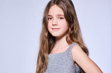 Elena Sophia Senise, il talento che conquista la fiction italiana: da &laquo;Don Matteo&raquo; ai casi dell'avvocato Guerrieri