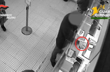 Prestanomi inconsapevoli versano un milione e mezzo ai truffatori: indagini anche in Puglia