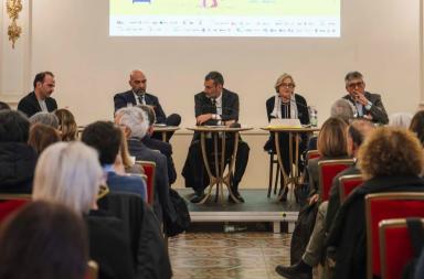 Bif&st 2026, tra i premiati sul palco Checco Zalone e Tornatore. Ecco i film e gli ospiti della 17esima edizione