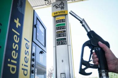 &laquo;Iran, con il caro carburanti rincari da record per l'agricoltura pugliese&raquo;. E in Basilicata la benzina pi&ugrave; cara d'Italia