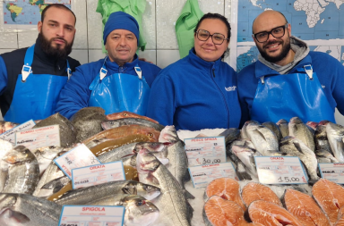 Epatite A, psicosi da pesce crudo anche in Puglia. Gli operatori: «Sì, il calo di vendite c’è» Epatite A, psicosi da pesce crudo anche in Puglia. Gli operatori: «Sì, il calo di vendite c’è»