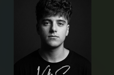 V1nS, da Pulsano all&rsquo;Europa: il talento sedicenne conquista il continente con un progetto musicale ambizioso