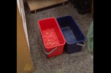 Piove nel Cup dell'ospedale Fazzi di Lecce, ufficio chiuso