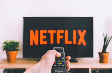 Netflix, il tribunale boccia gli aumenti: rimborsi fino a 500 euro per gli abbonati