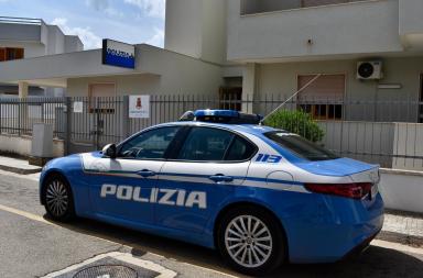 Galatina, aggredisce e minaccia di morte l'anziana madre: arrestato 42enne