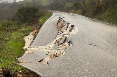 Sole e caldo in Puglia ma resta alto il rischio frane nel Foggiano Sole e caldo in Puglia ma resta alto il rischio frane nel Foggiano