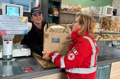Borgo Incoronata sommersa dal fango: arrivano aiuti e soccorso psicologico alle famiglie sfollate Borgo Incoronata sommersa dal fango: arrivano aiuti e soccorso psicologico alle famiglie sfollate