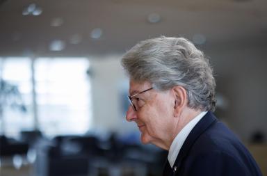 Gli Usa negano i visti a 5 europei, tra cui l'ex commissario Ue Breton