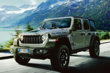 La Jeep Wrangler 4xe irrompe sulle strade con l&rsquo;ibrido elettrico