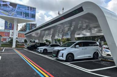 Veicoli elettrici, in Cina pi&ugrave; di 19 milioni di colonnine di ricarica