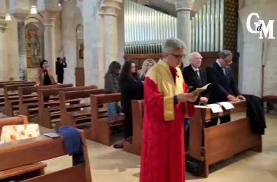 A Bari il popolo armeno saluta il Papa con la liturgia: «Sempre amico della nostra gente»