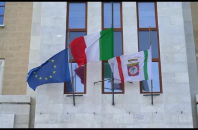 Puglia, bandiere a mezz’asta in Regione per il lutto nazionale per l'alluvione in Emilia