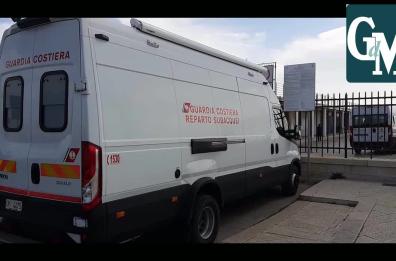 Bari, rifiuti abbandonati in mare: comincia la bonifica