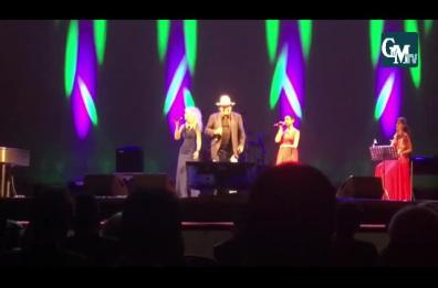 Al Bano canta al memorial Totò Negro: «Leggo sui giornali che mi ritiro, non è vero»