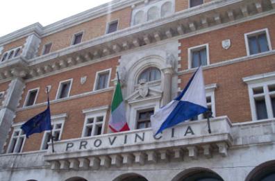 Scandalo ex Provincia e truffe
sugli appalti: sequestro beni 
a lady preferenze e dirigenti