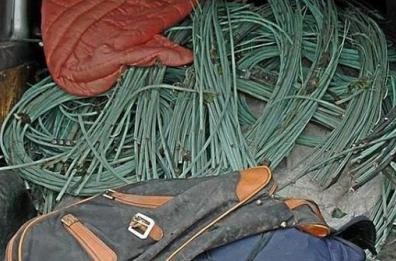 Restinco, tentano di rubare 3 quintali di rame, scappano appena arriva la polizia