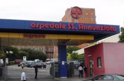 Taranto, parte colpo per errore: due feriti (uno sarà operato)