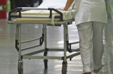 Ricoverato per un polipo, si contagia in ospedale  e muore: inchiesta a Trani