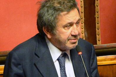 Il Comune diffida l'Asi
«Fuori Antonio Azzollini
dal Cda del Consorzio